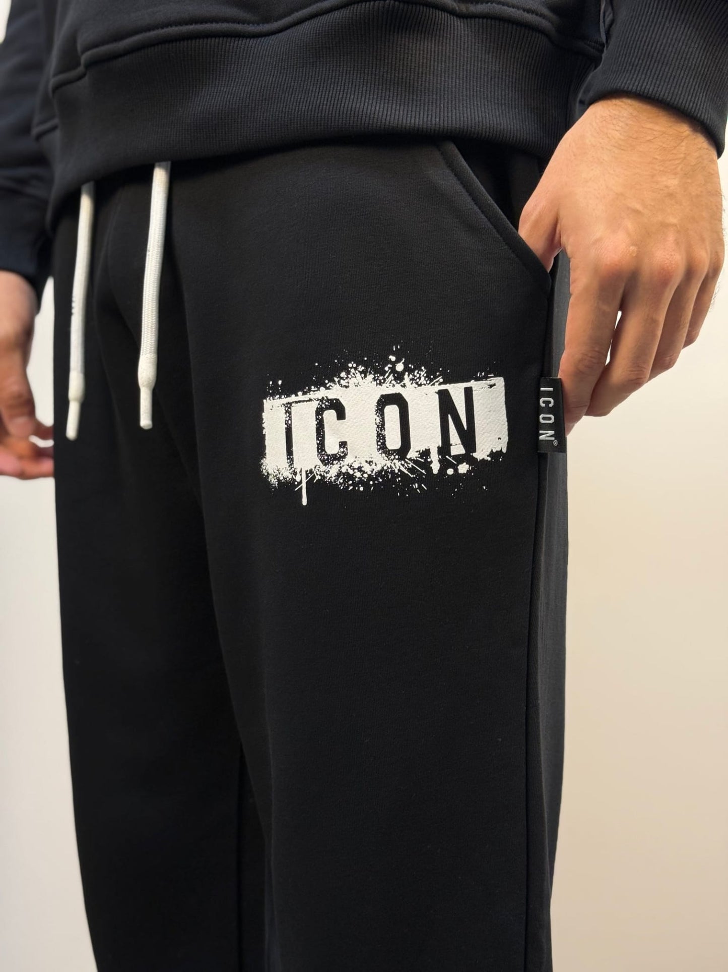 Tuta ICON garzata + cappuccio logo colature nera