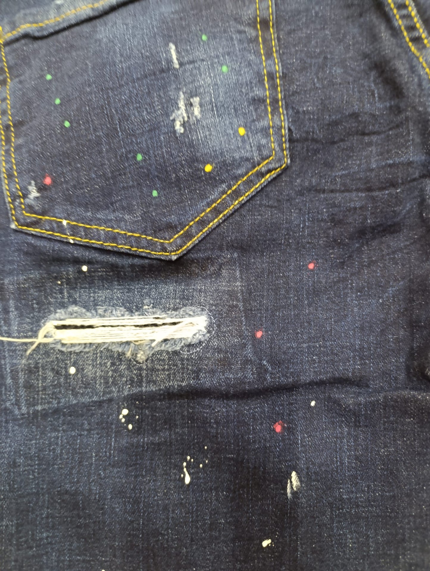 Pantaloncino di Jeans DSQUARED2 con schizzi 087
