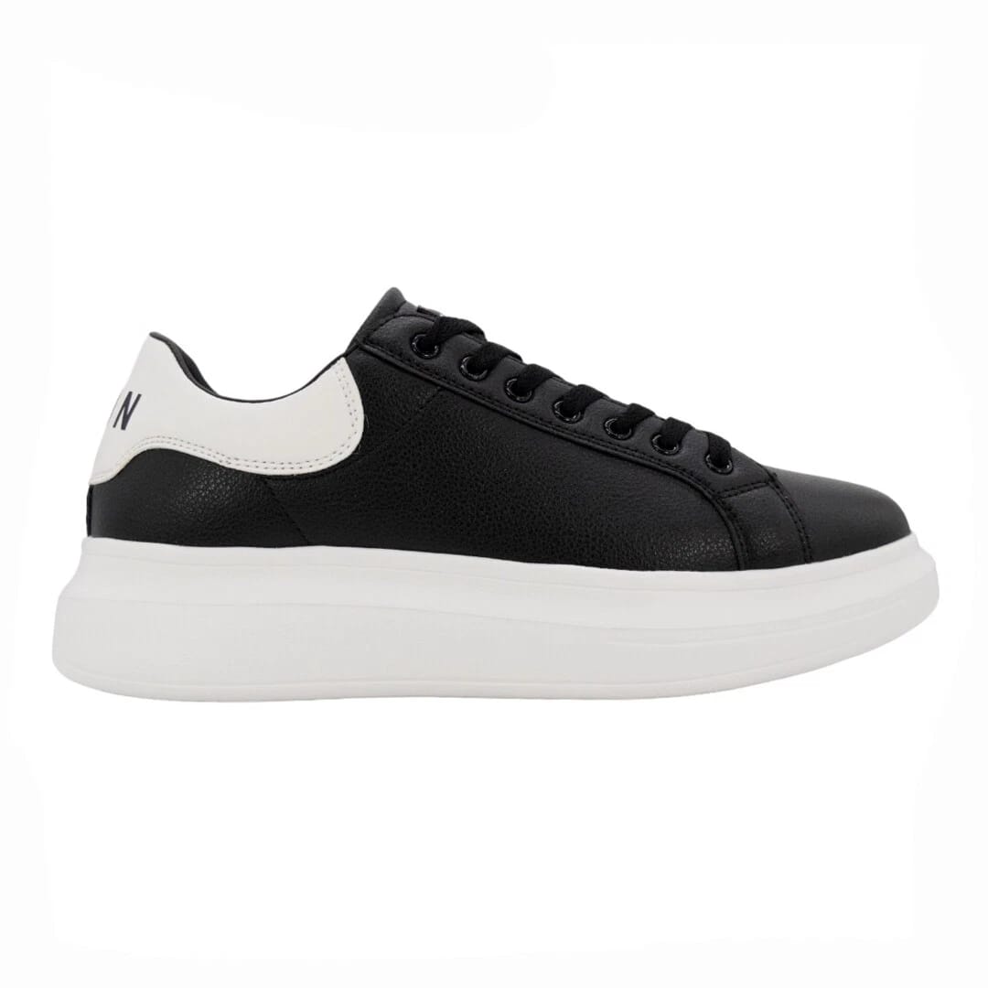 Sneakers ICON in ecopele con logo a rilievo dietro