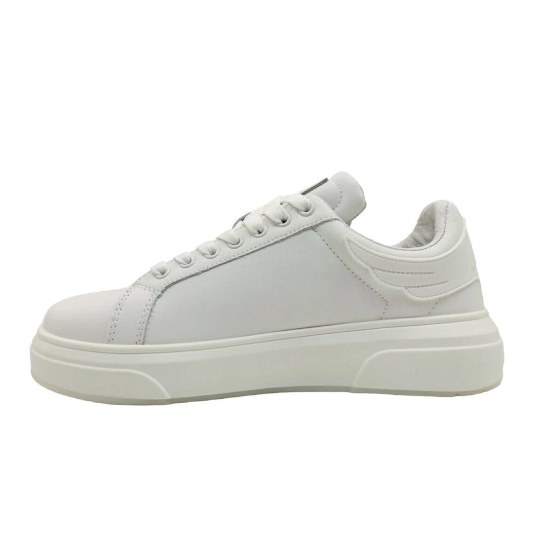 Sneakers JOHN RICHMOND con suola logata.