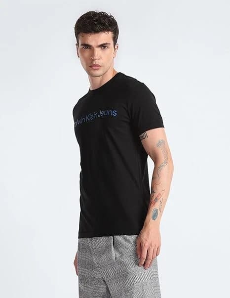 T-shirt CALVIN KLEIN Nera con logo azzurro