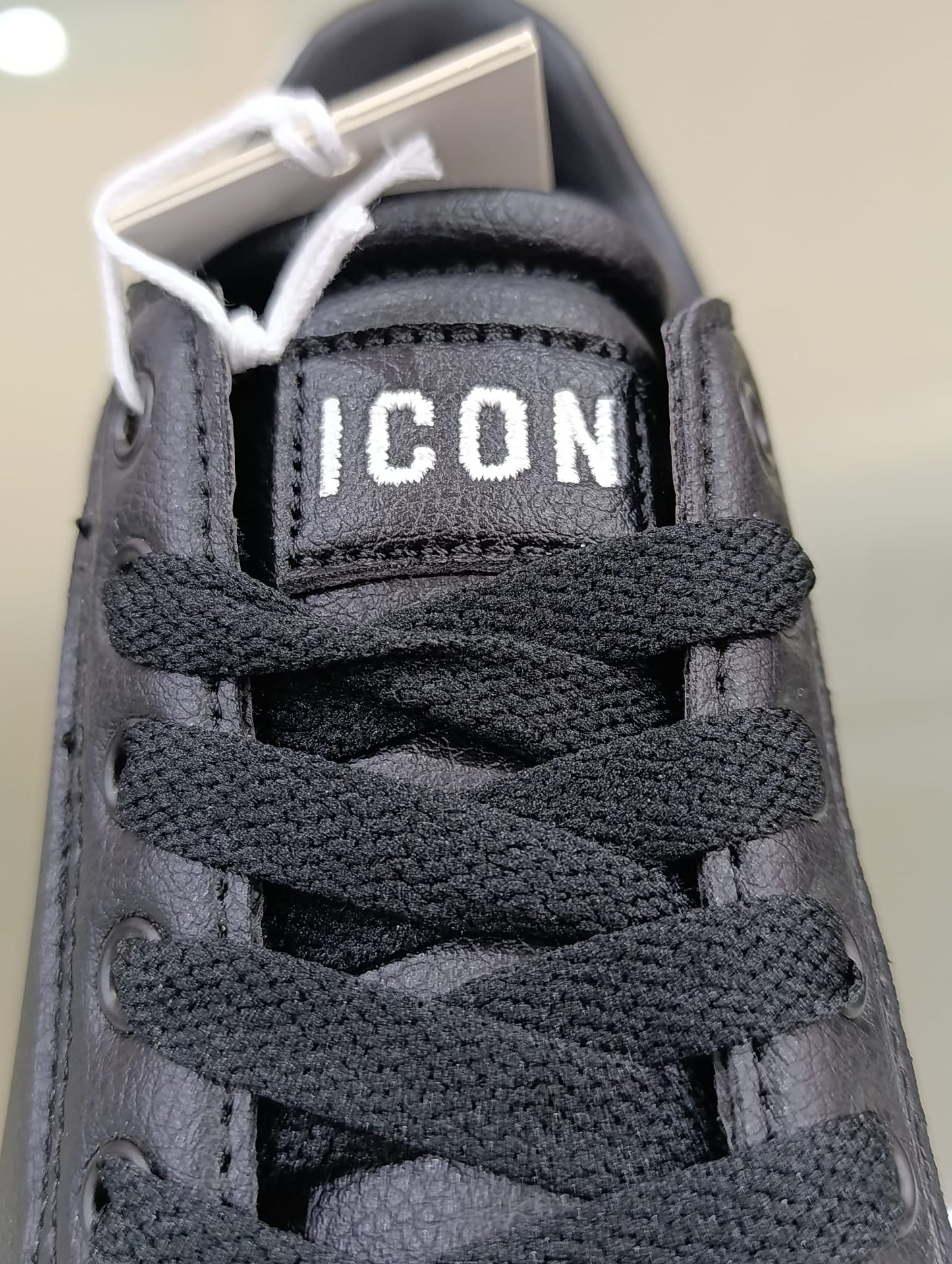 Sneakers ICON  in ecopelle 106SU