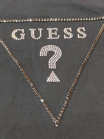 T-shirt donna GUESS con triangolo strassato