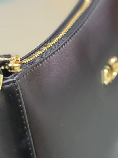 Borsa 4US Paciotti ecopelle a mezza luna 890