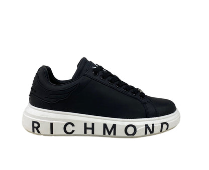 Sneakers JOHN RICHMOND con suola logata.